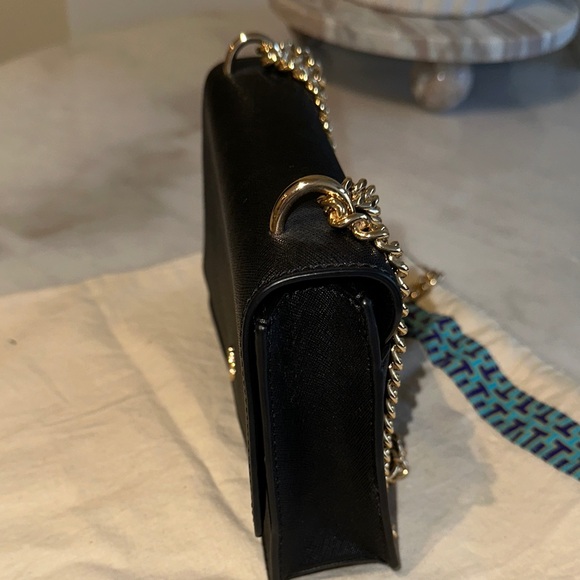 Tory Burch Black Saffiano Leather Chain Crossbody with Gold Hardware - Picture 4 of 5
